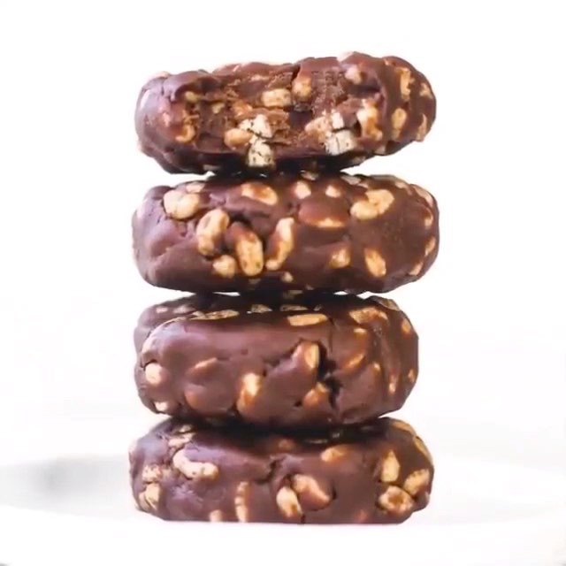Vegan & Gluten-Free Chocolate Peanut Butter Cookies