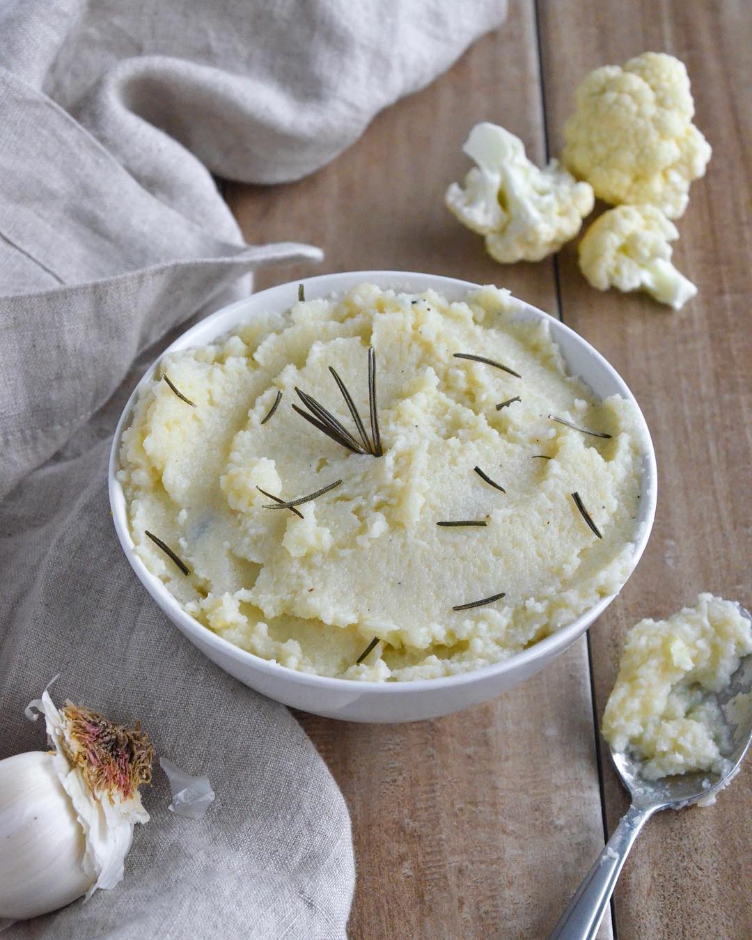 Easy Vegan Cauliflower Mash for Thanksgiving