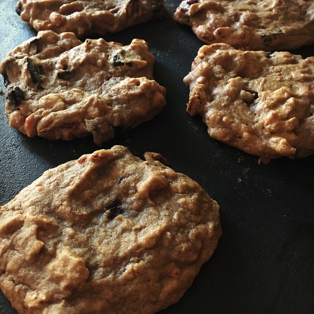 Alkaline Amaranth Cookies with Fruits and Nuts