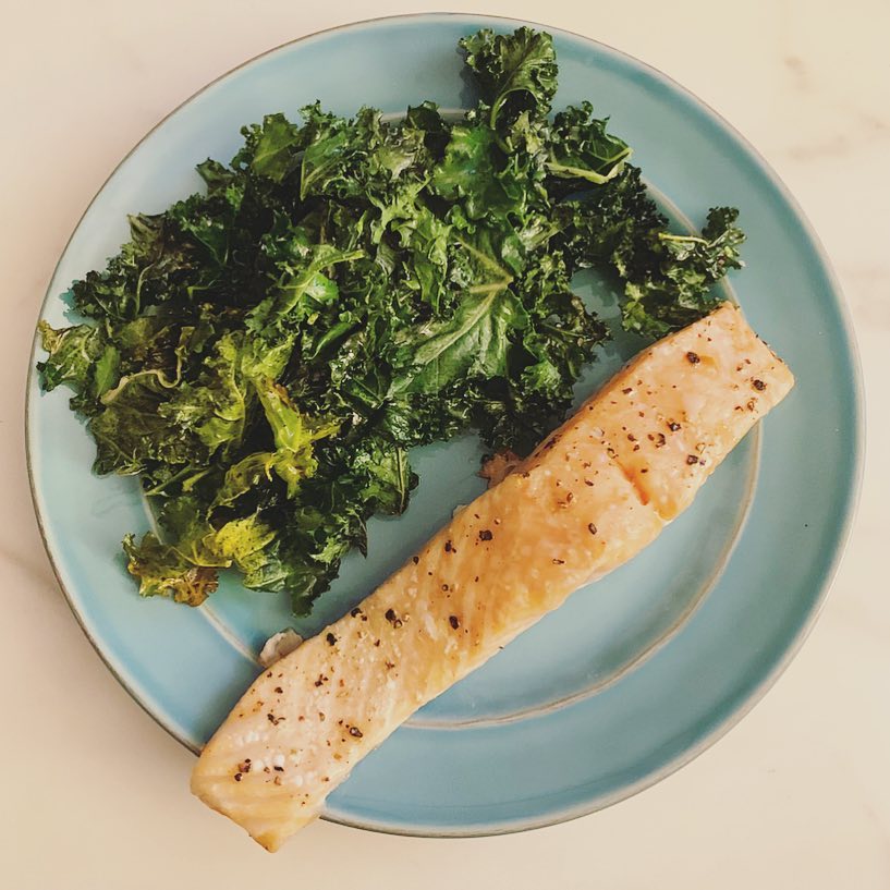 Super Easy and Quick Salmon & Kale Dinner for Two