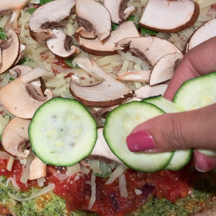 Broccoli Base #Glutenfreevegetarian Pizza