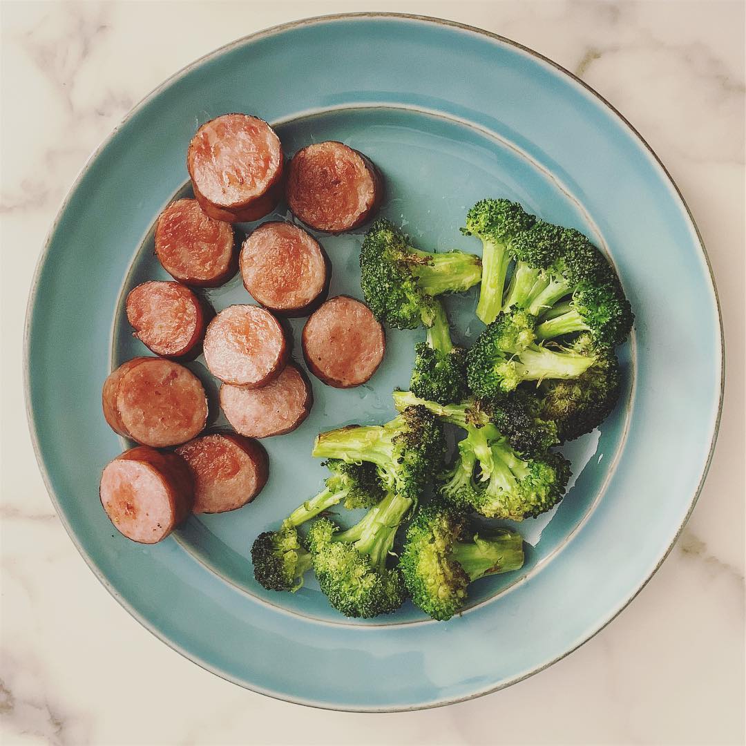 Easy One-Pan Kielbasa and Broccoli Meal