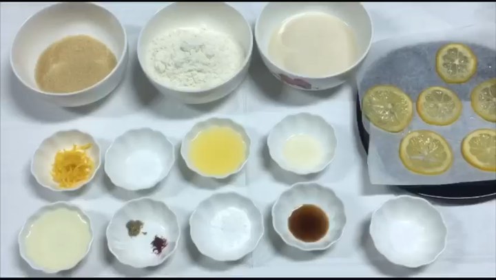 Sansa's Vegan Lemon Cakes