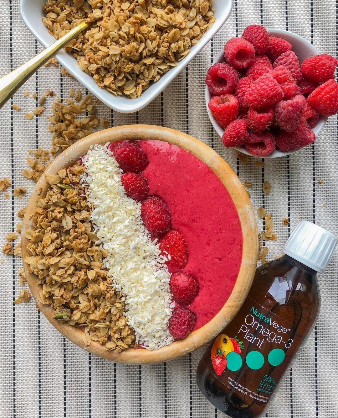 Pink Smoothie Bowl