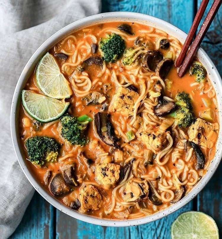 Red Thai Curry Soup with Tempeh & Brown Rice Ramen Noodles