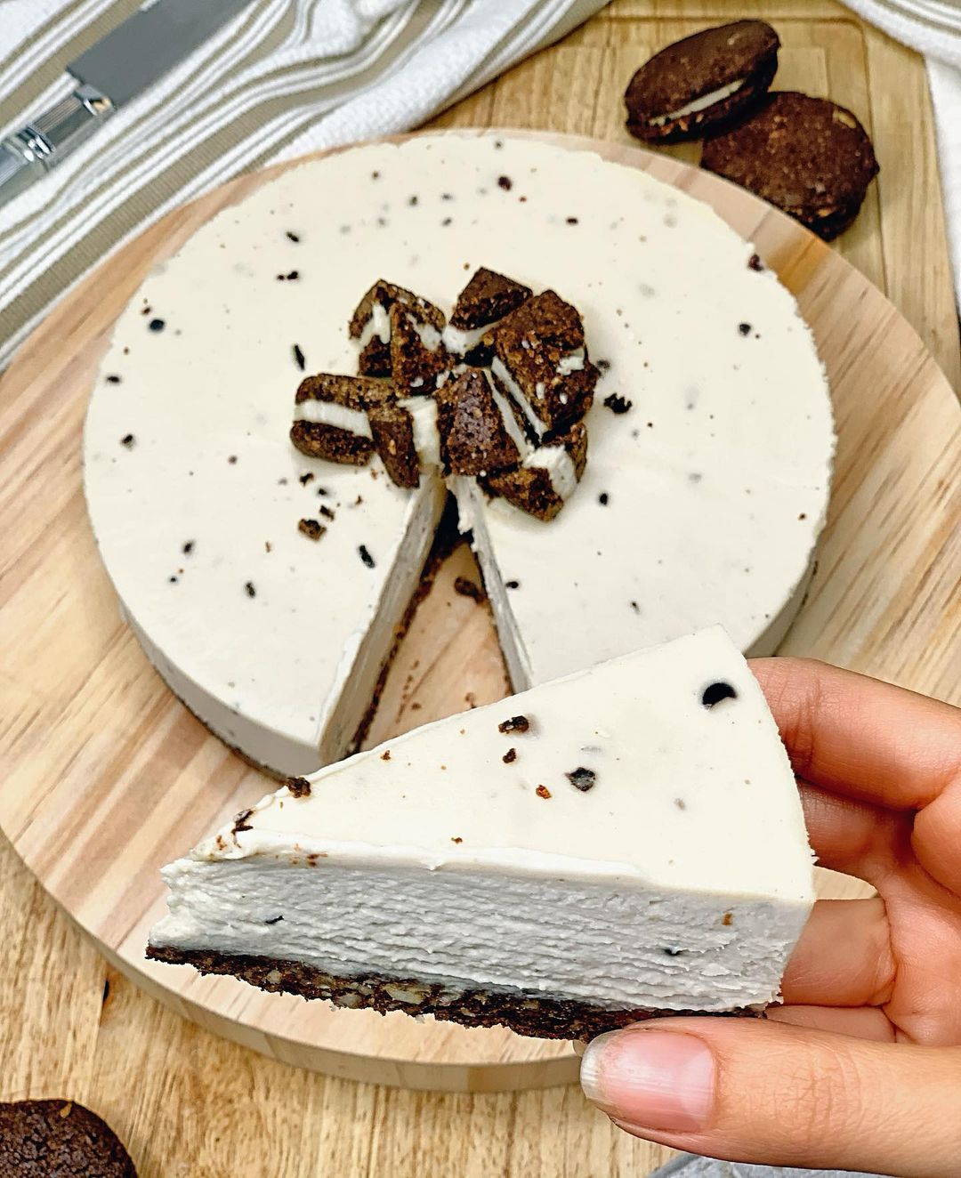 Raw Protein Vegan Oreo Cheesecake