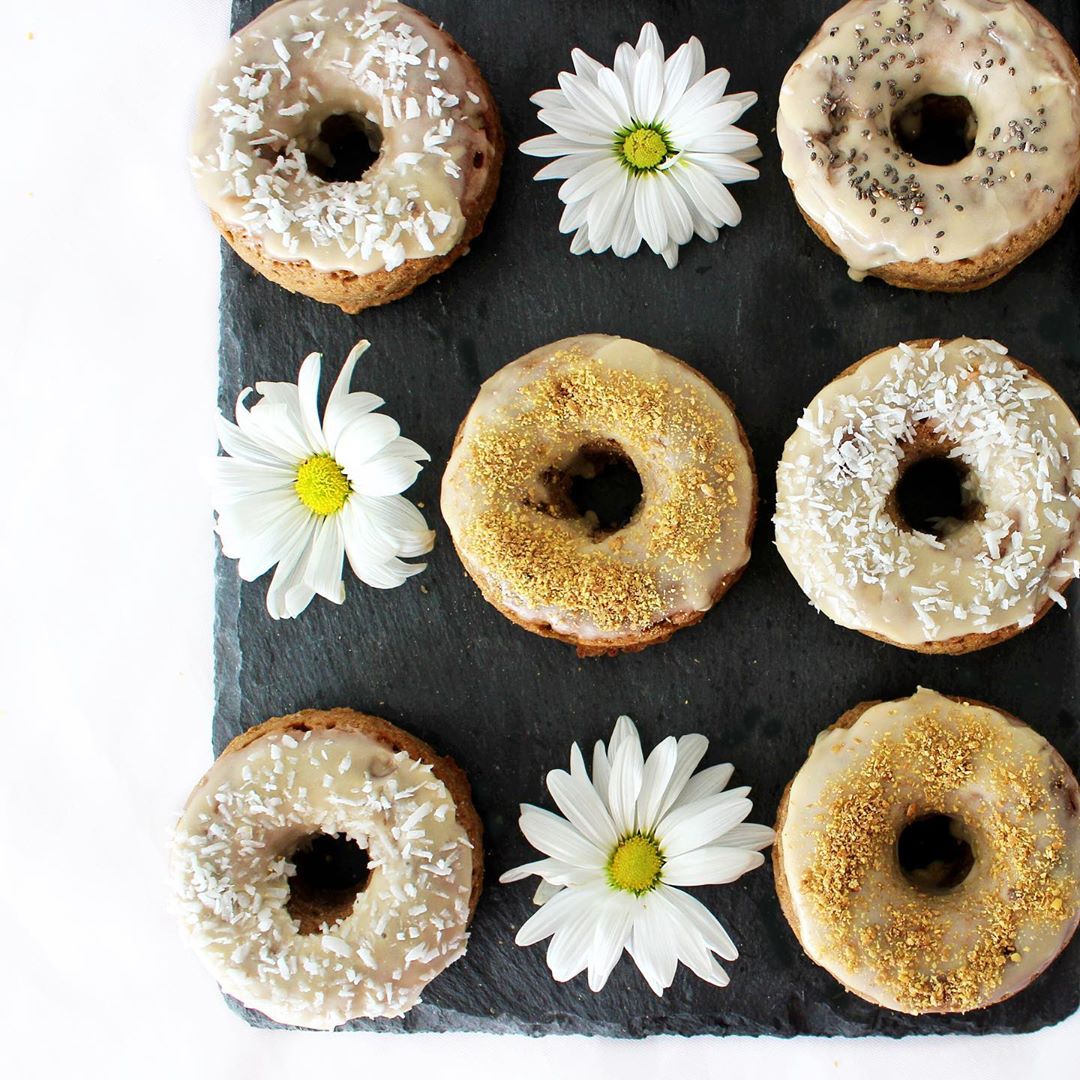 Baked Apple Cinnamon Protein Donuts