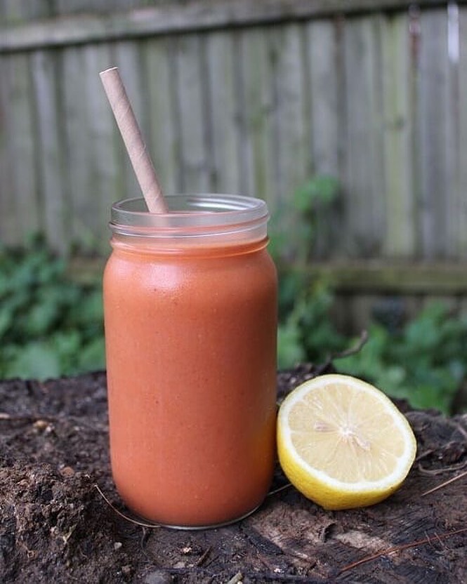 Delicious Strawberry Carrot Basil Smoothie