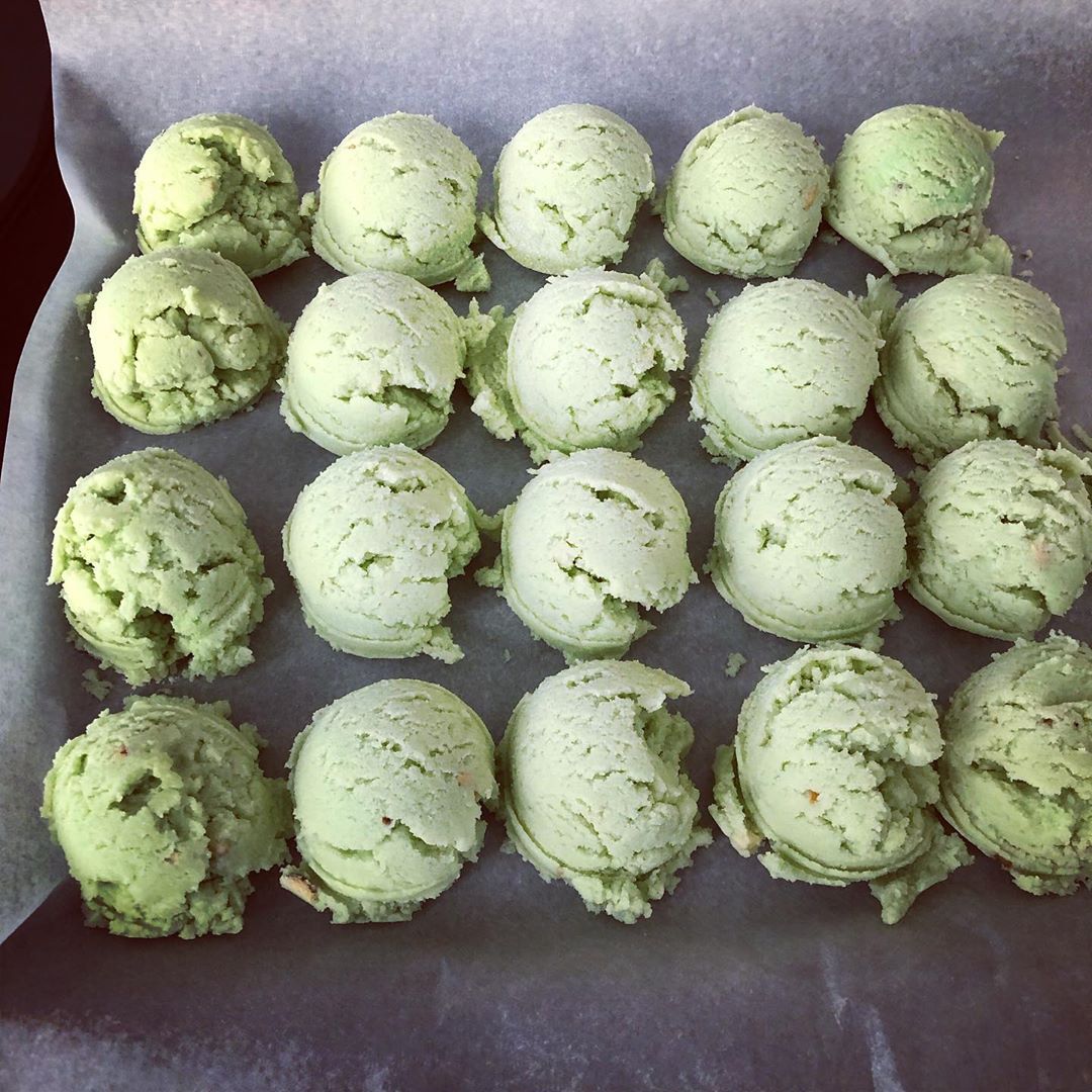 Pistachio Almond Cookies