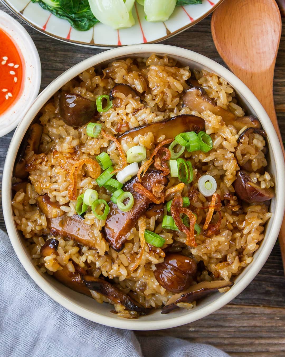 Mushrooms Chestnut Sticky Rice Bowl '