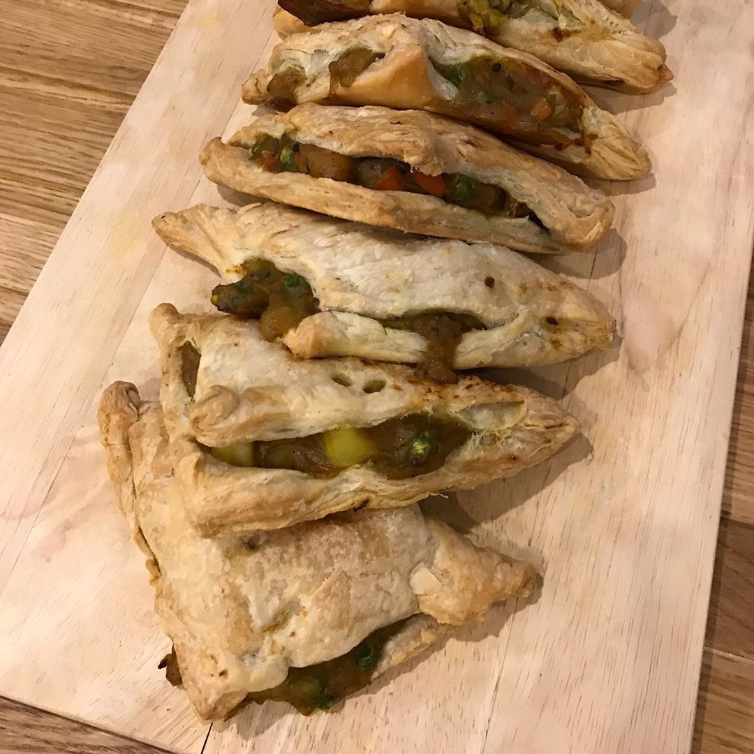 Cool Curry Puff Pastry Parcels for Dinner
