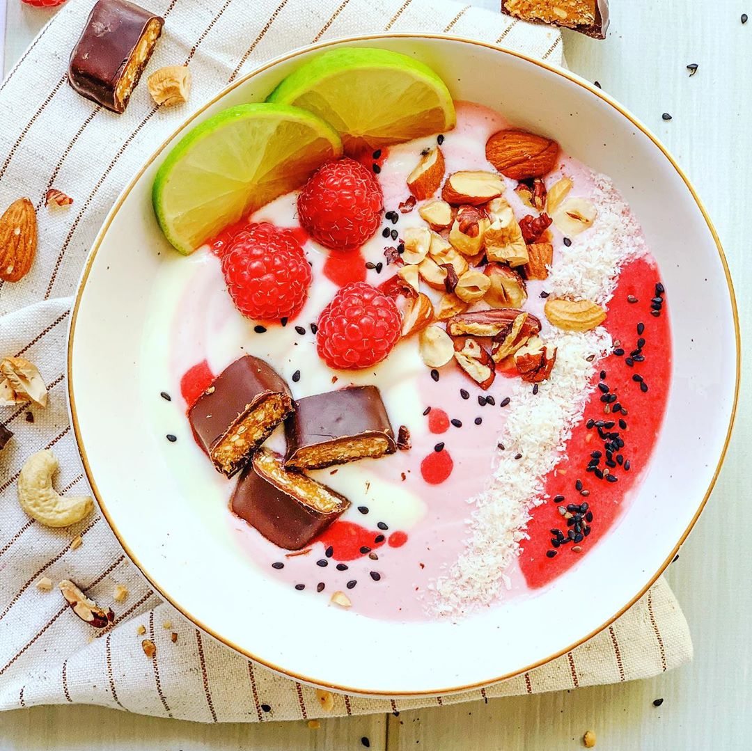 Pink Smoothie Bowl