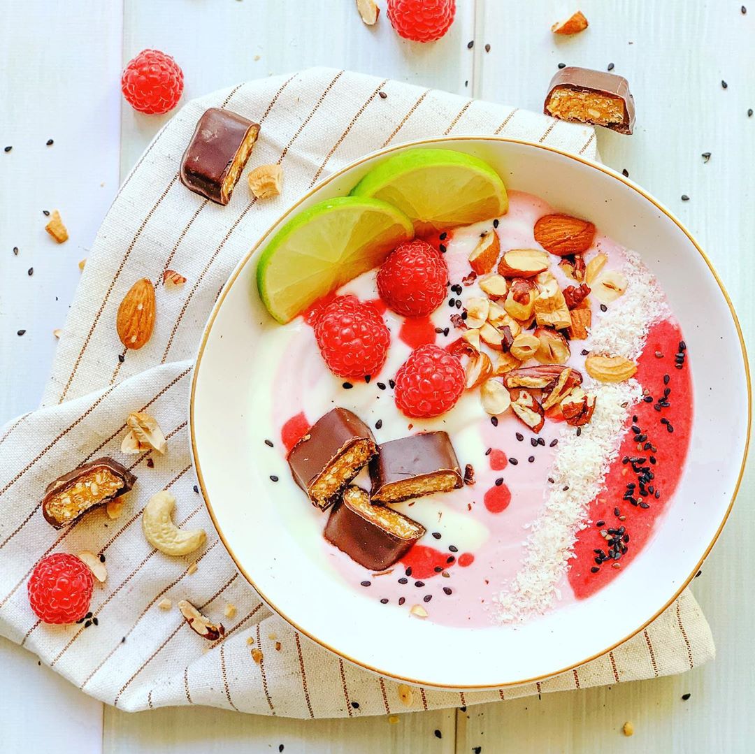 Pink Smoothie Bowl