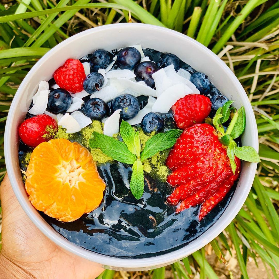 Tropical Activated Charcoal Detox Smoothie Bowl