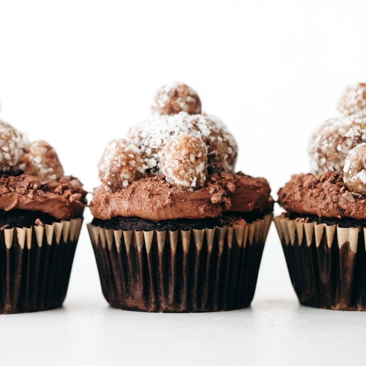 Vegan/paleo Chocolate Cupcakes