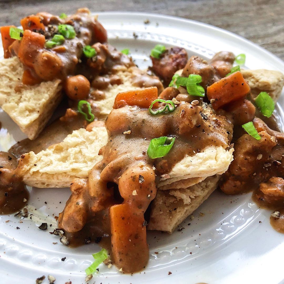 Rethinking Biscuits and Gravy by Adding in Diced Carrots, Chickpeas, and Crumbled Tofu