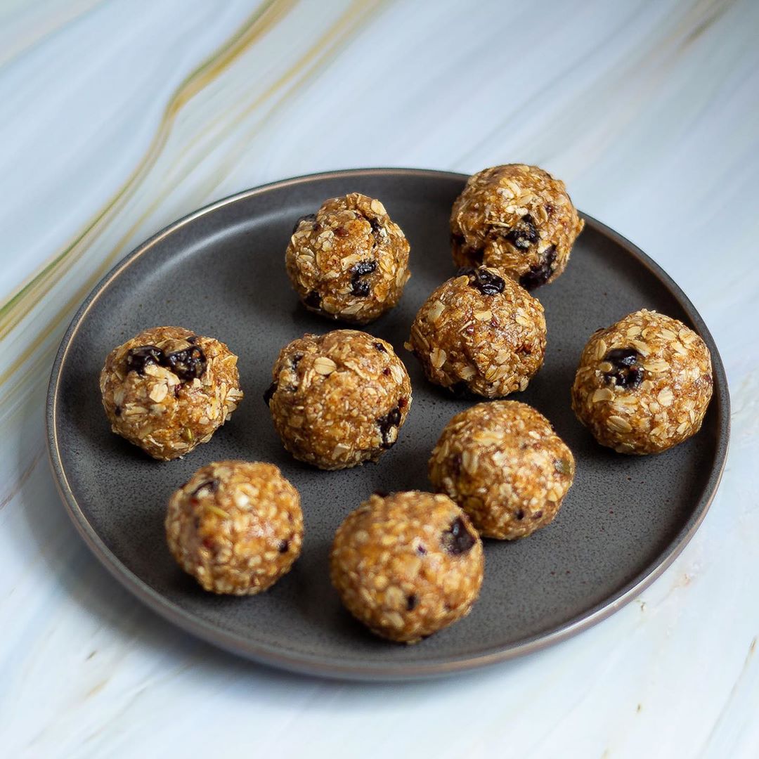 Healthy Cherry and Oat Energy Bliss Balls