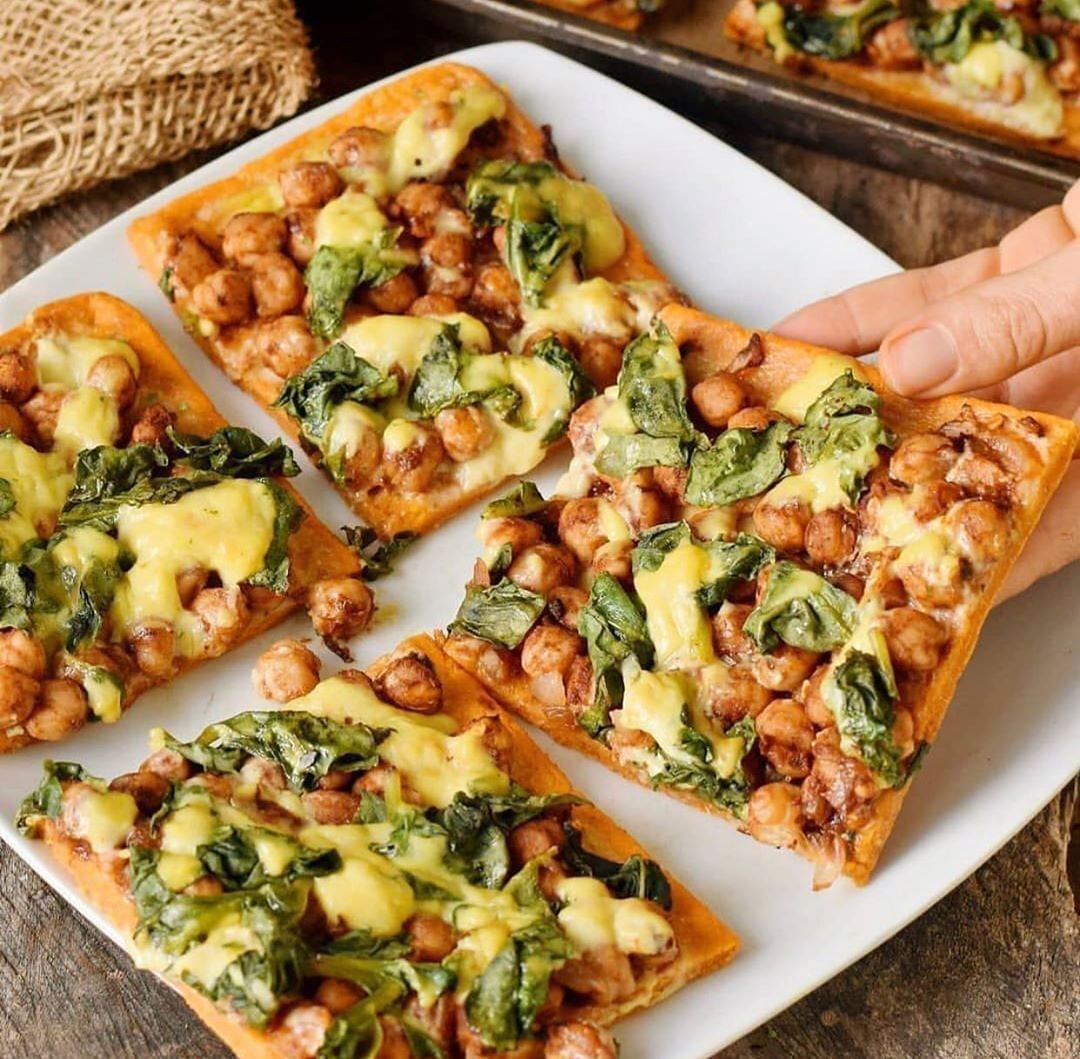 Chickpea Spinach Pizza