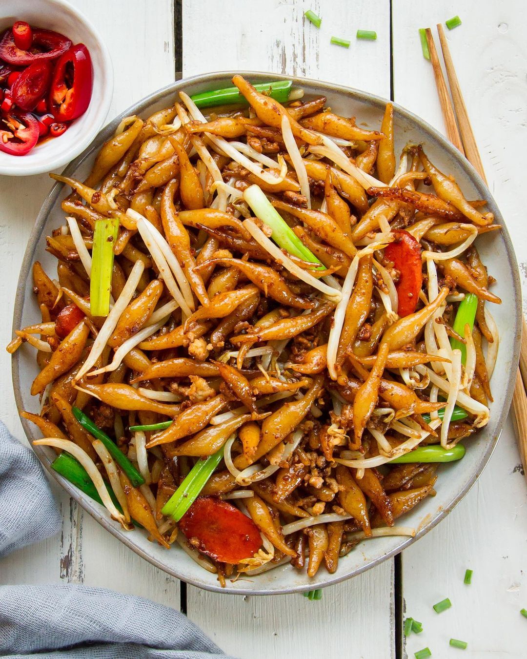 Stir Fry Silver Needle/pin Noodles '炒银针粉'