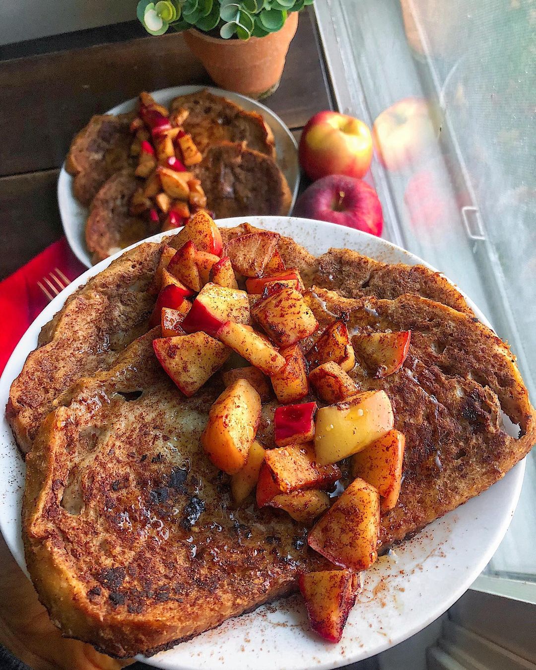 Vegan Cinnamon Apple French Toast