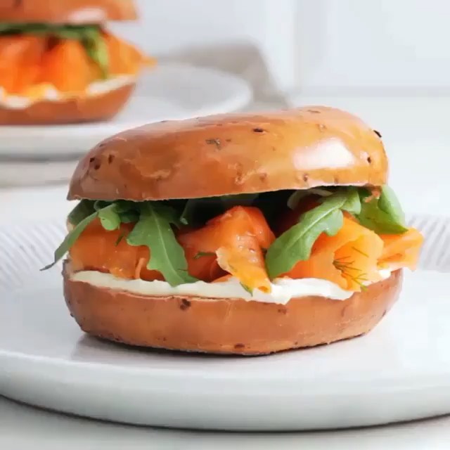 Vegan ‘Salmon’ & Cream Cheese Bagel