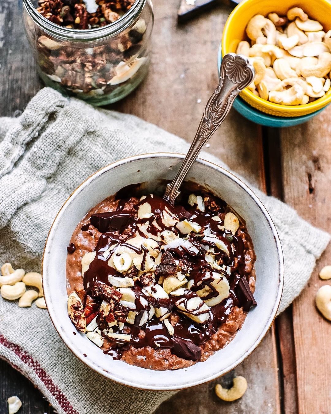 Cashew, Banana and Cacao Creamy Porridge