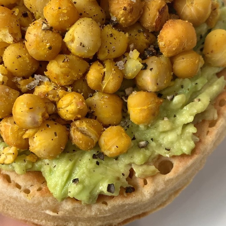 Cheezzy Roasted Chickpeas with Smashed Avo on a Giant Crumpet