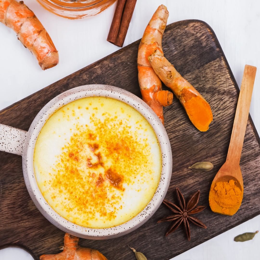 milk turmeric chai