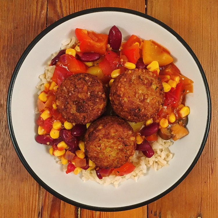 Spicy Tomato Sauce with Baked Falafels and Rice