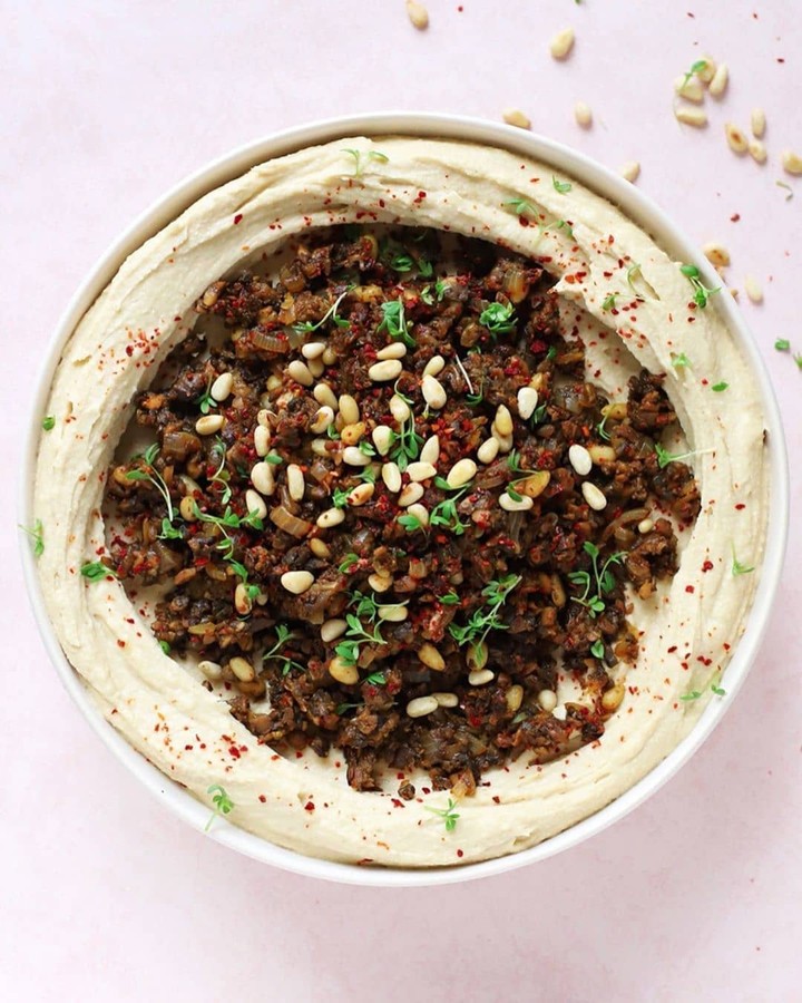 This Hummus and Shawarma Spiced Mushroom Mince