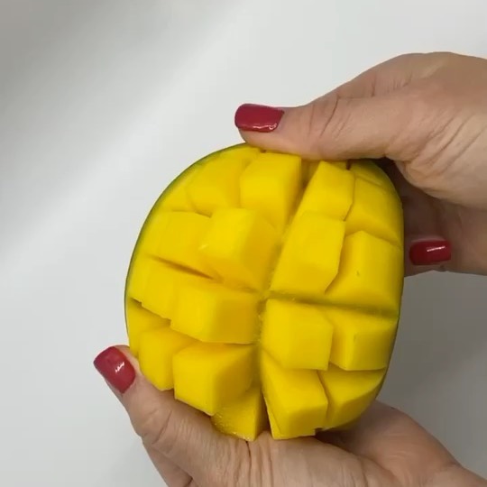 Easy Mango Guacamole Dip