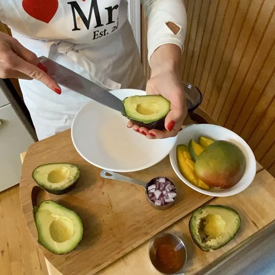 Easy Mango Guacamole Dip