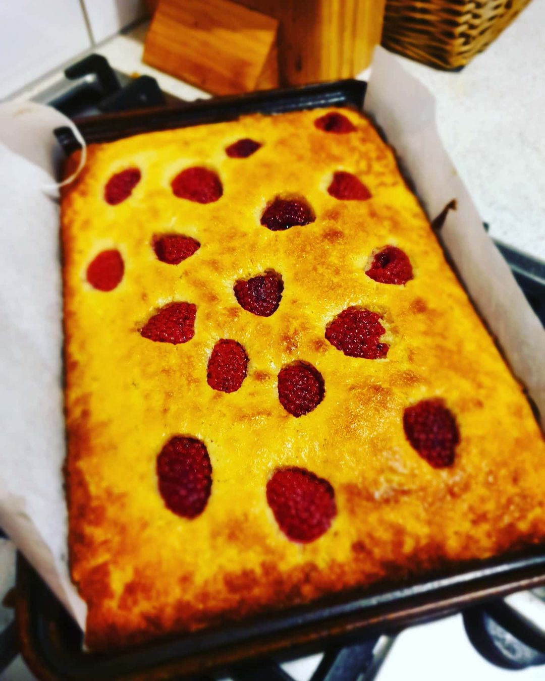 Fragrant Almond Raspberry Cake with High Protein