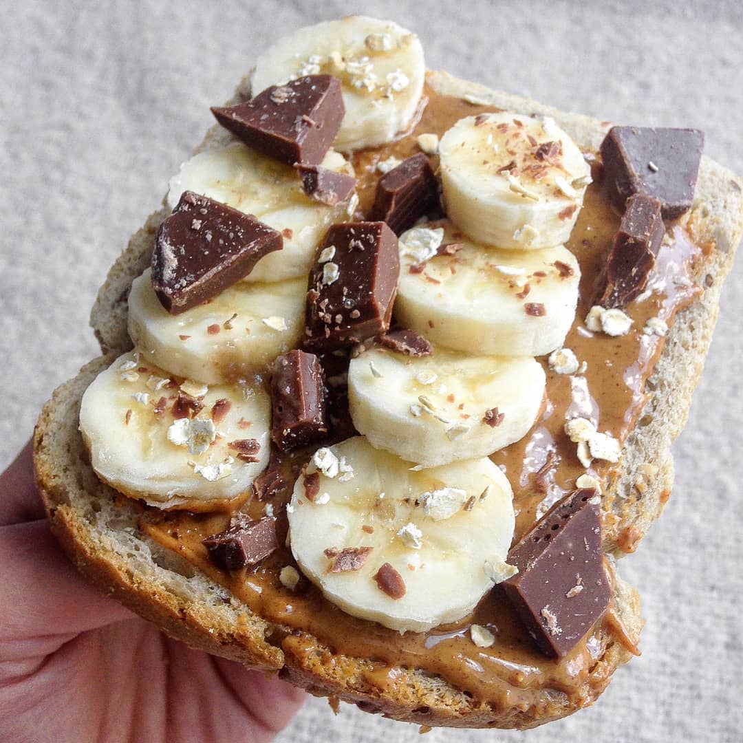 Peanut Butter, Banana & Dark Chocolate Toasts