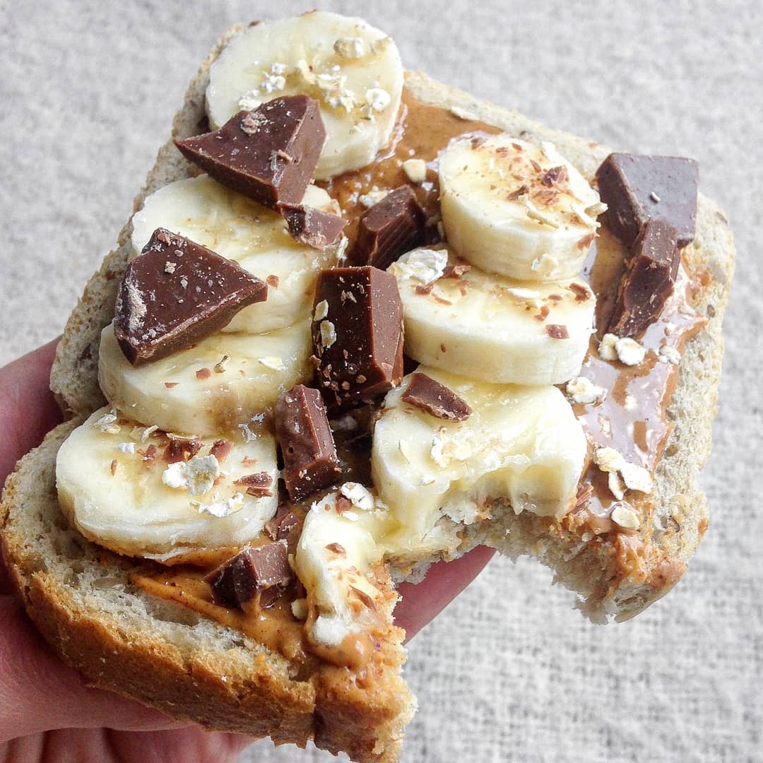 Peanut Butter, Banana & Dark Chocolate Toasts