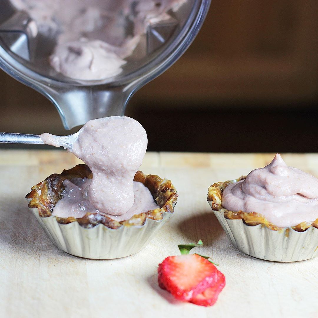 Strawberry Ice Cream Date Crusted Cupcakes