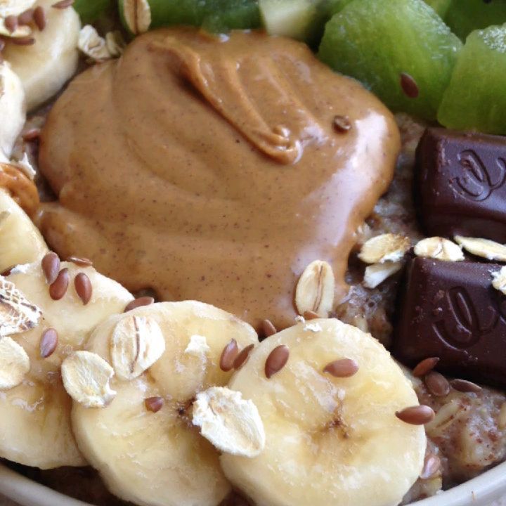 Kiwi, Banana, Peanut Butter & Chocolate Oatmeal