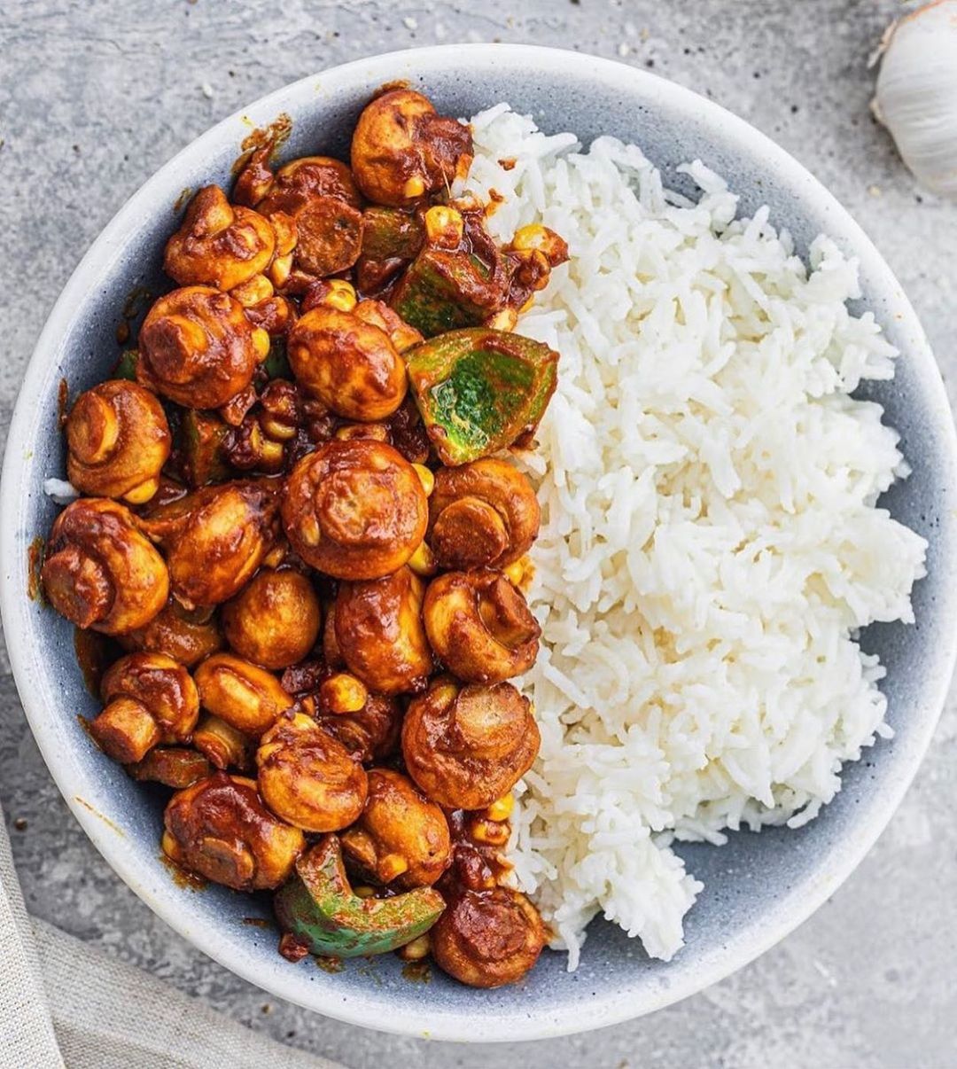 Rice Bowl with Tahini Glazed Mushroom