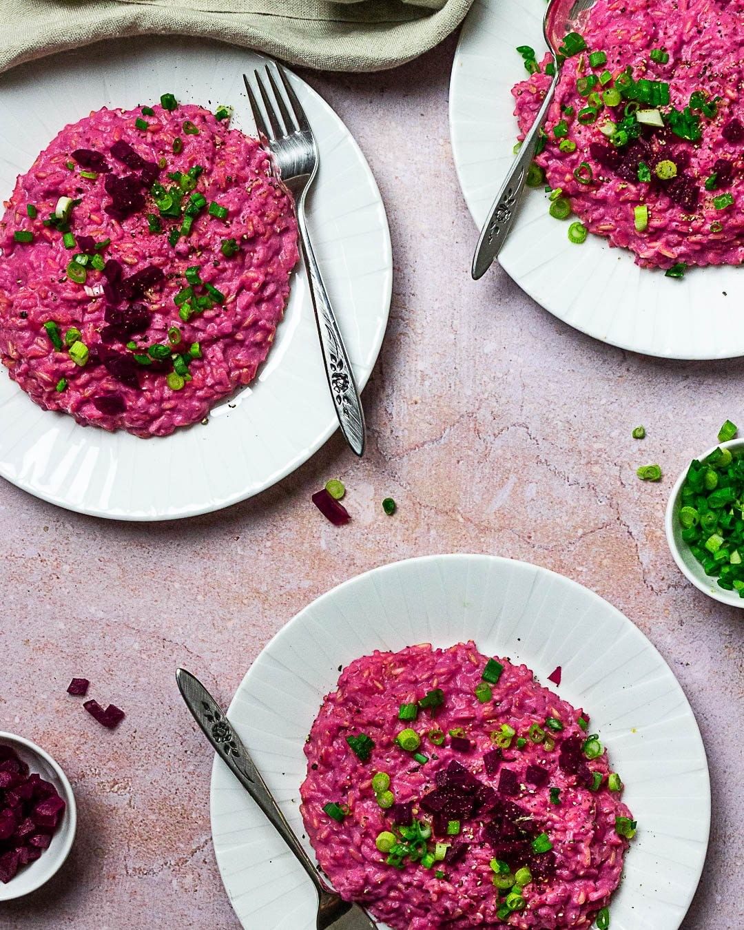 This Vegan Beetroot Hummus Risotto